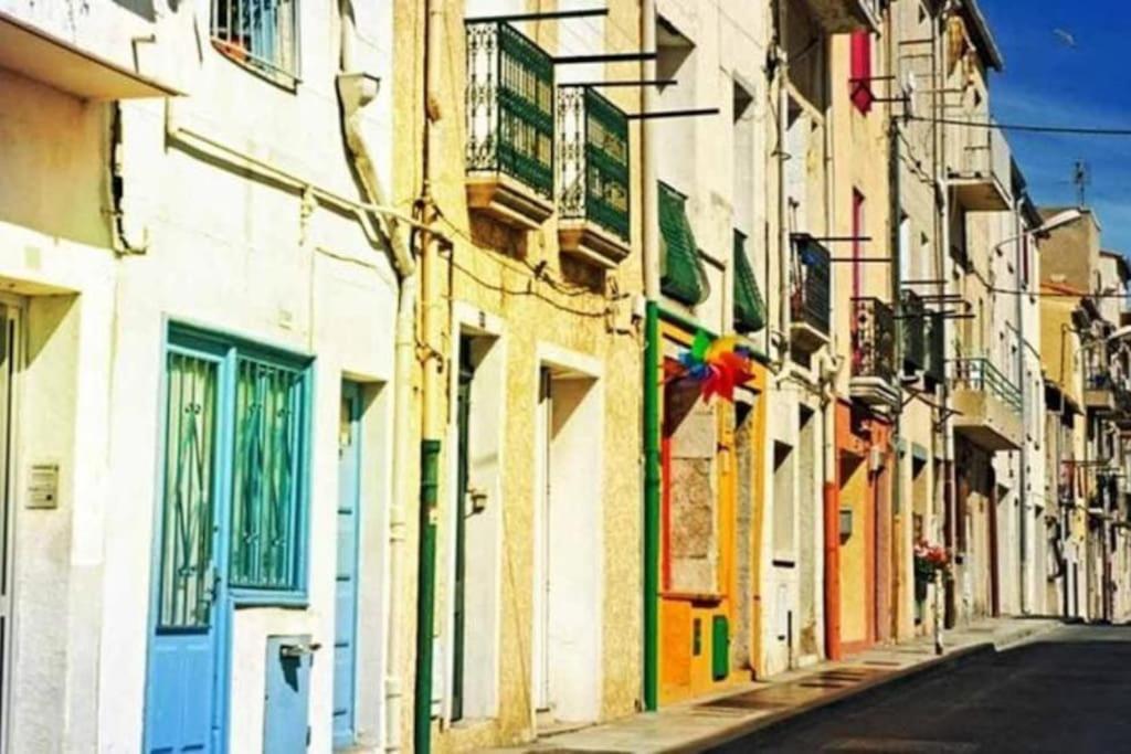 Studio entièrement rénové, situé au cœur du Quartier Haut Sète Extérieur photo
